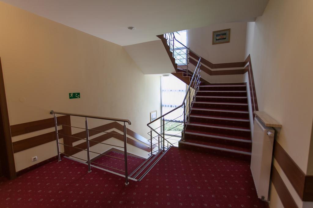 Hotel Twins II Warsaw Exterior photo